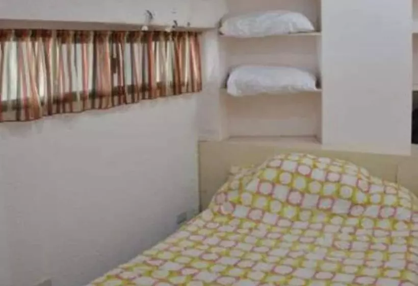 Fotos del hotel Gardenville:  18