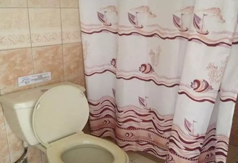 Fotos del hotel Gardenville:  3