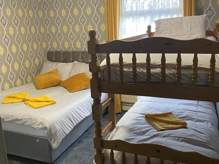 Fotos del hotel Jeanne:  10