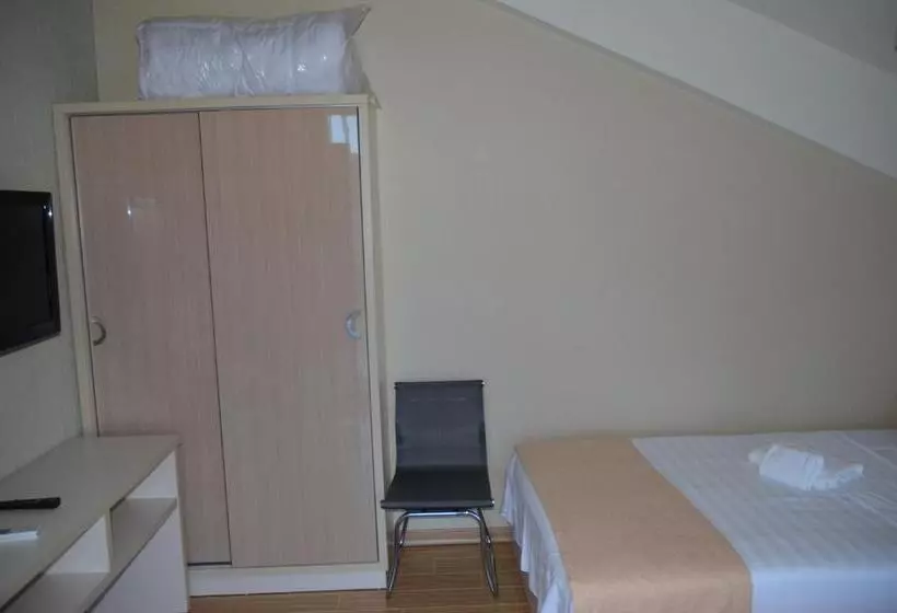 Fotos del hotel Legacy:  6