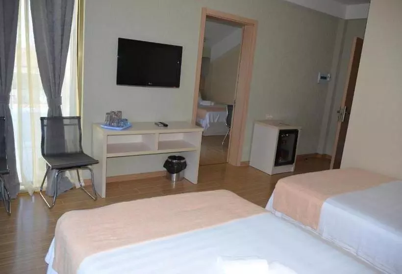 Fotos del hotel Legacy:  12