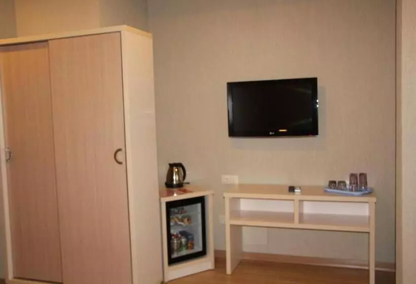 Fotos del hotel Legacy:  14