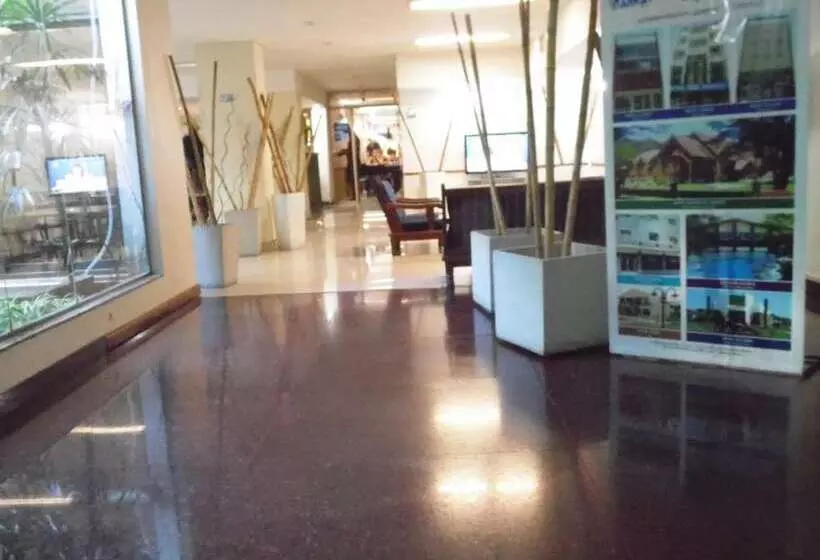 Fotos del hotel Adrazi Internacional:  11