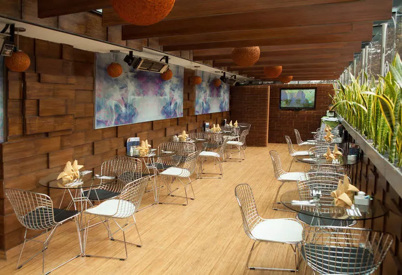 Fotos del hotel Colombians Suite International:  4