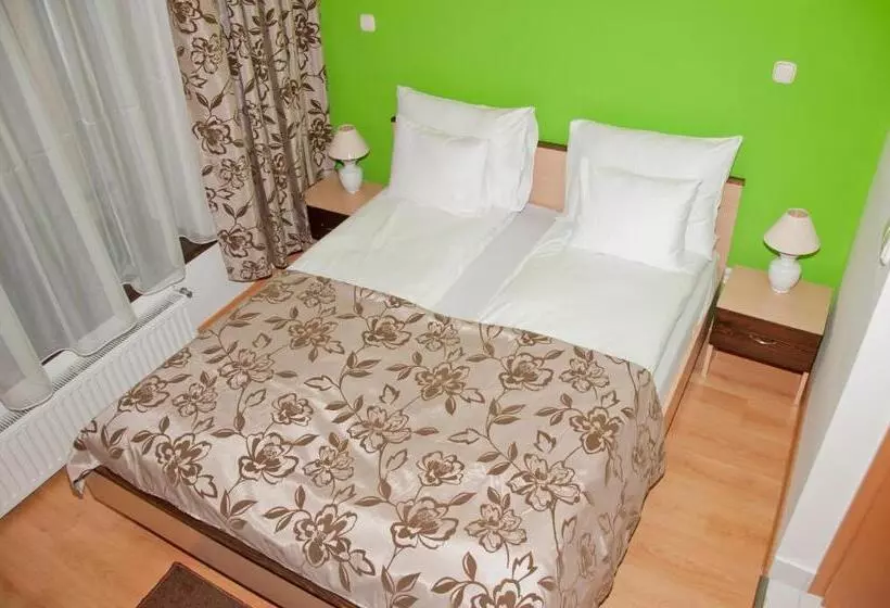 Fotos del hotel Esprit  Budapest:  5