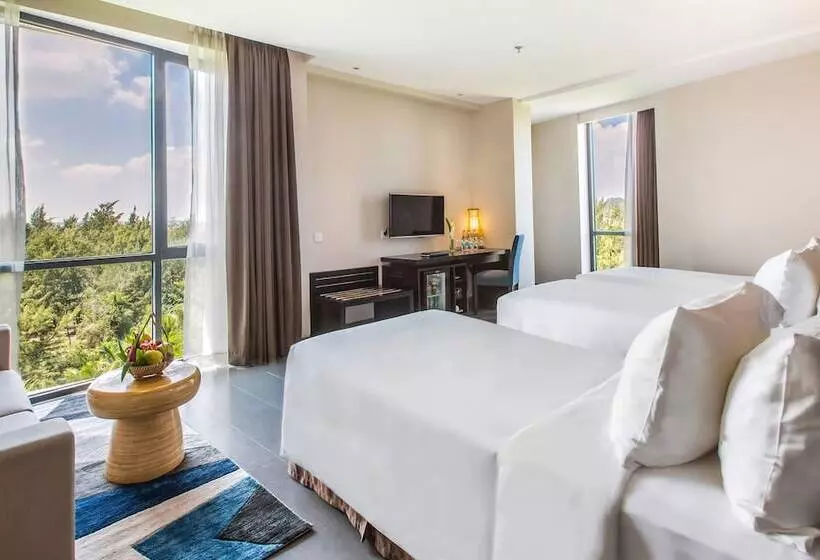 Fotos del hotel Melia Danang Beach Resort:  2