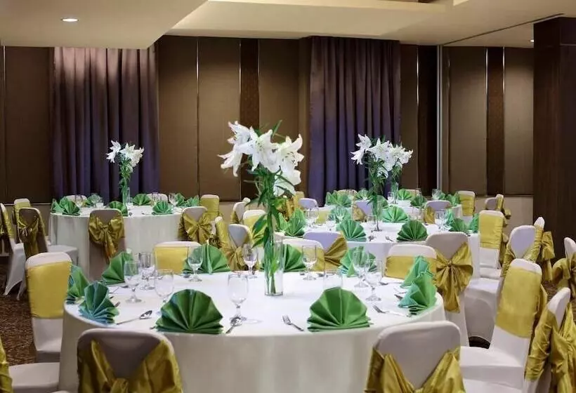 Fotos del hotel Santika Depok:  8