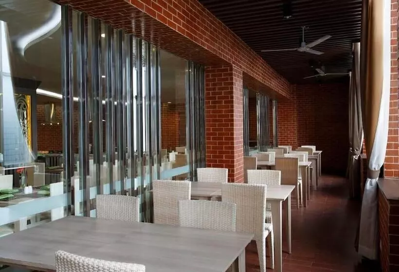 Fotos del hotel Santika Depok:  6