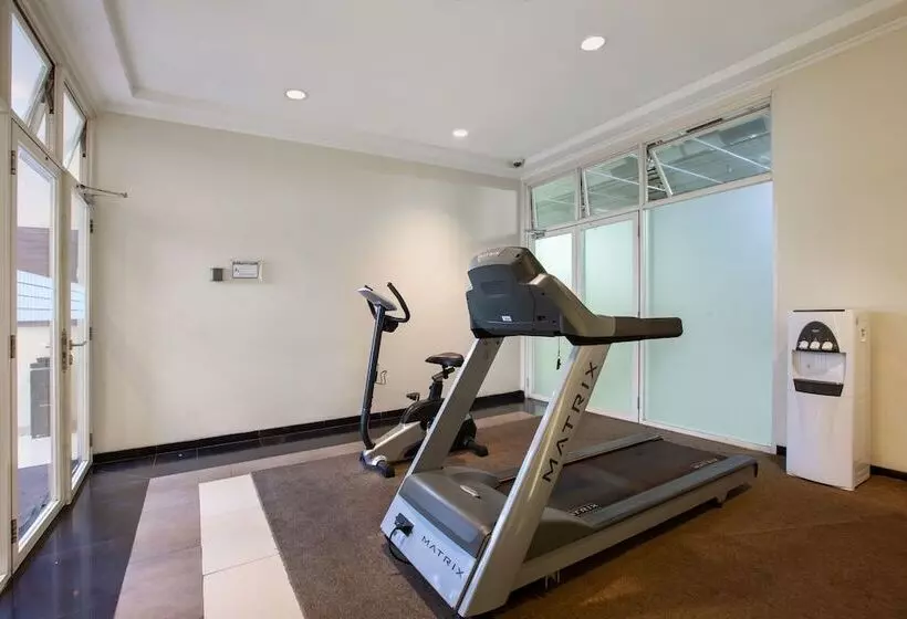 Fotos del hotel Santika Depok:  3