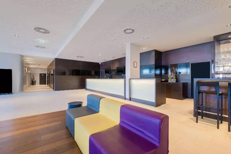 Fotos del hotel Star Inn  Premium Wien Hauptbahnhof, By Quality:  14