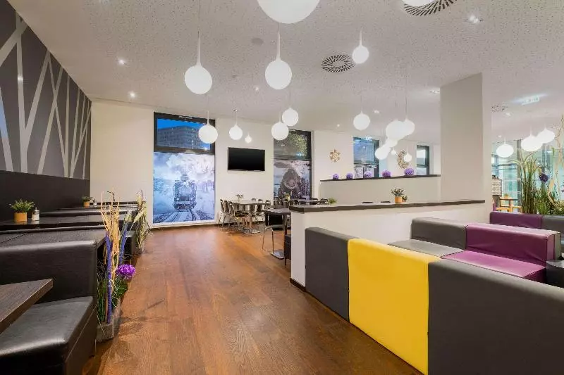 Fotos del hotel Star Inn  Premium Wien Hauptbahnhof, By Quality:  25