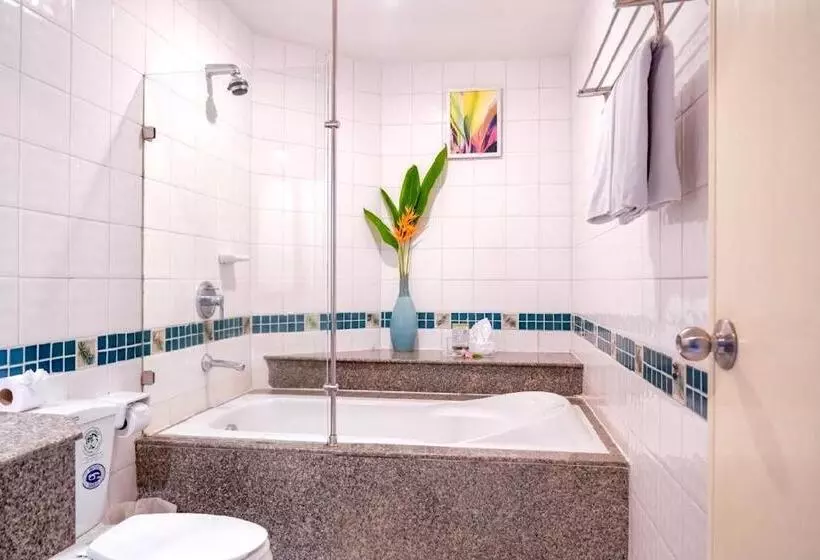 Fotos del hotel C & N  Patong:  21