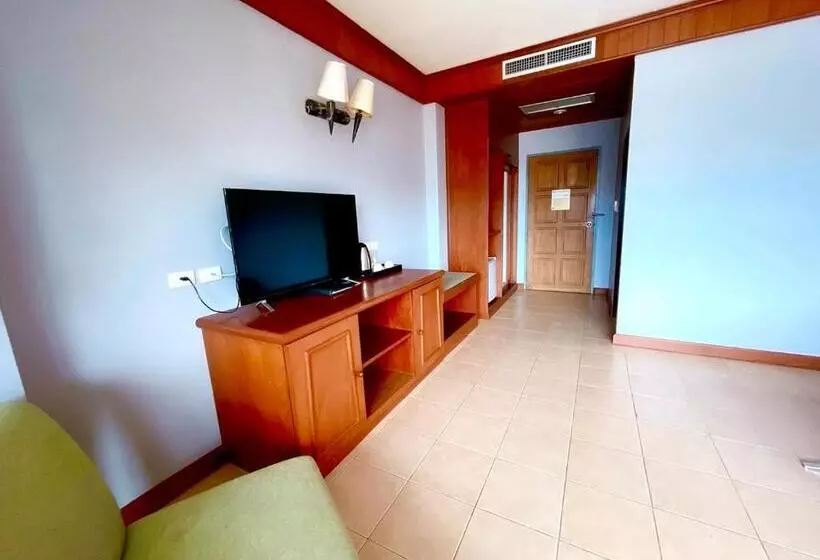 Fotos del hotel C & N  Patong:  23