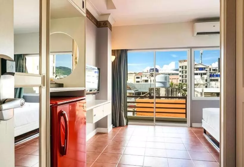 Fotos del hotel C & N  Patong:  5