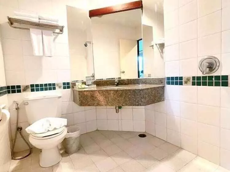 Fotos del hotel C & N  Patong:  8