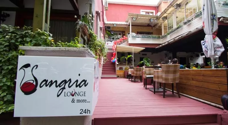 Fotos del hotel Eagle Tirana:  5