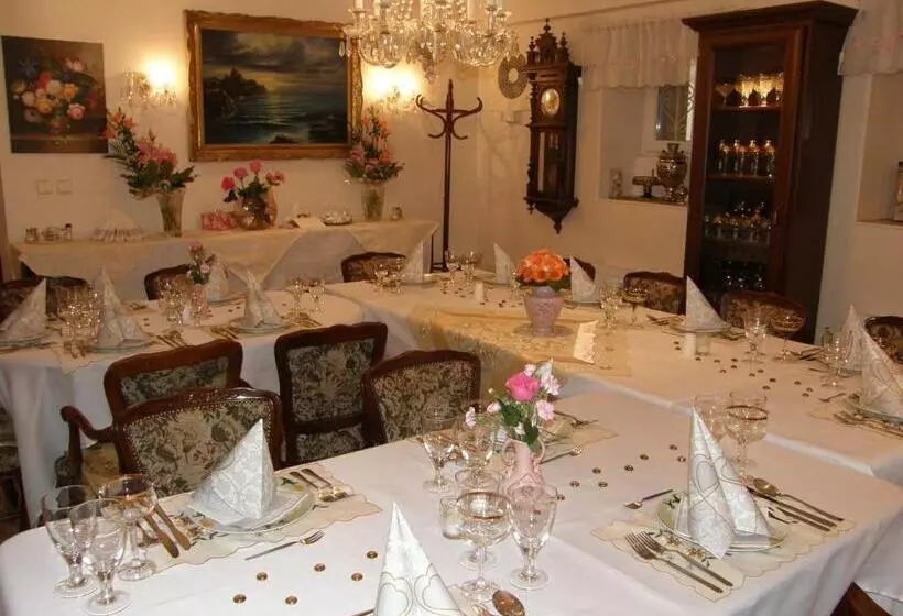 Fotos del hotel Garni:  8