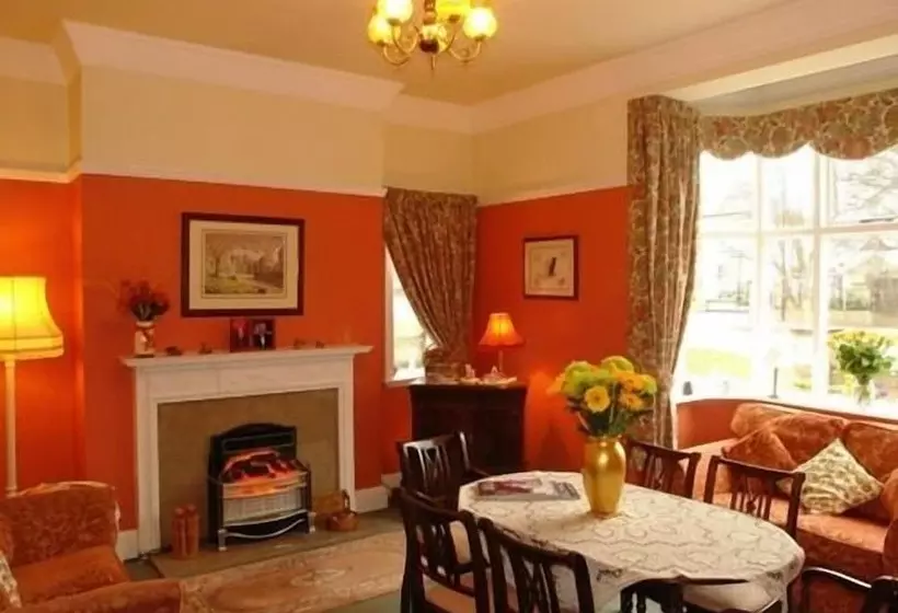 Fotos del hotel Midway Guest House:  11