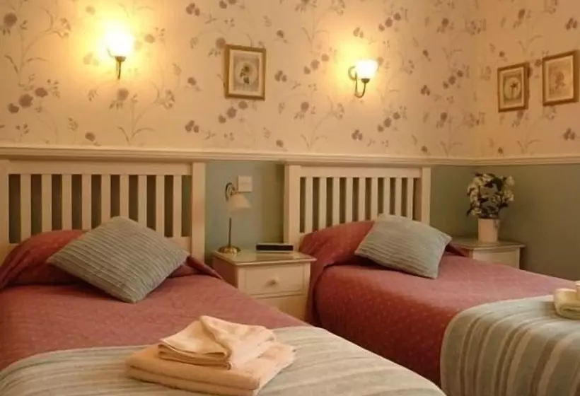 Fotos del hotel Midway Guest House:  18