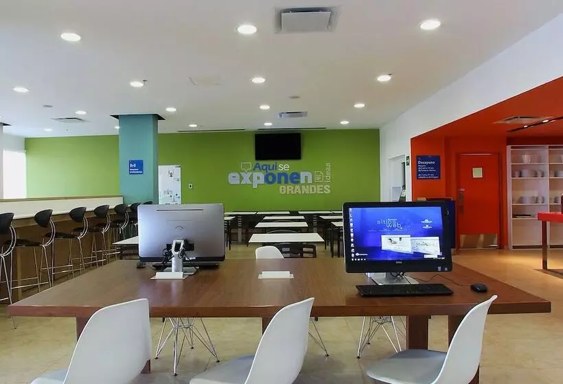 Fotos del hotel One Queretaro Centro Sur:  6