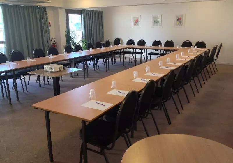 Fotos del hotel Adonis Aix En Provence:  3