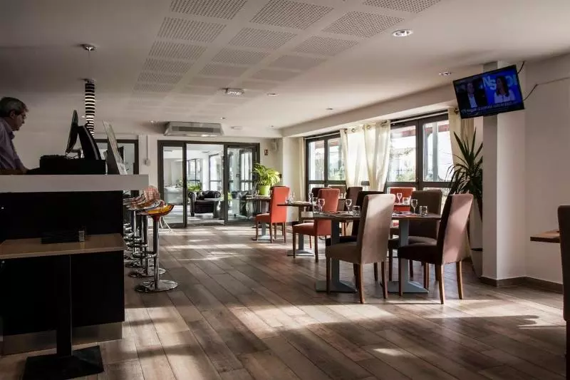 Fotos del hotel Adonis Aix En Provence:  9