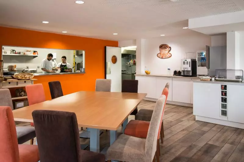 Fotos del hotel Adonis Aix En Provence:  13