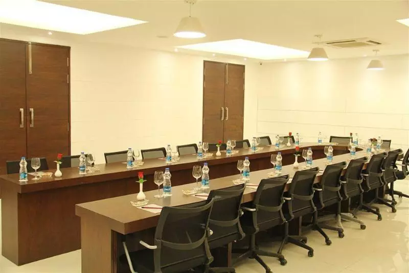 Fotos del hotel Bhawna Clarks Inn  Agra:  5