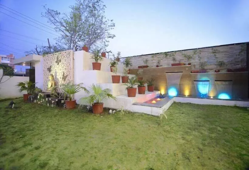 Fotos del hotel Treebo Rigel Inn:  5