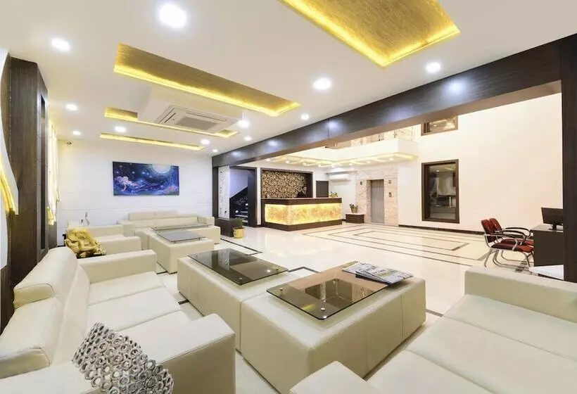 Fotos del hotel Treebo Rigel Inn:  23