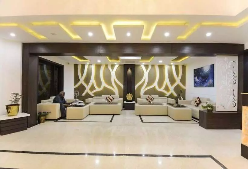 Fotos del hotel Treebo Rigel Inn:  13