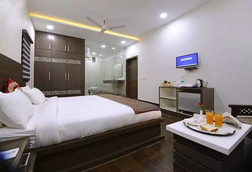 Fotos del hotel Treebo Rigel Inn:  8