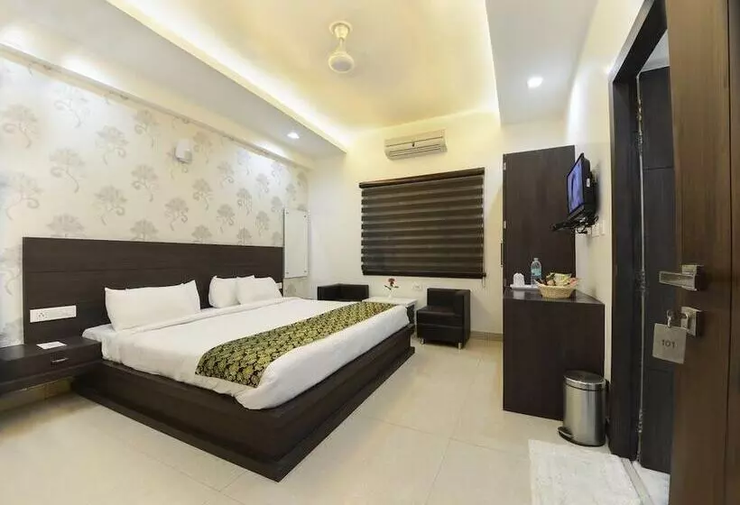 Fotos del hotel Treebo Rigel Inn:  16