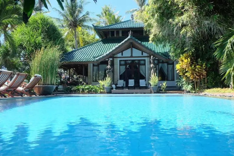 Fotos del hotel Villa Boreh Beach Resort And Spa:  2