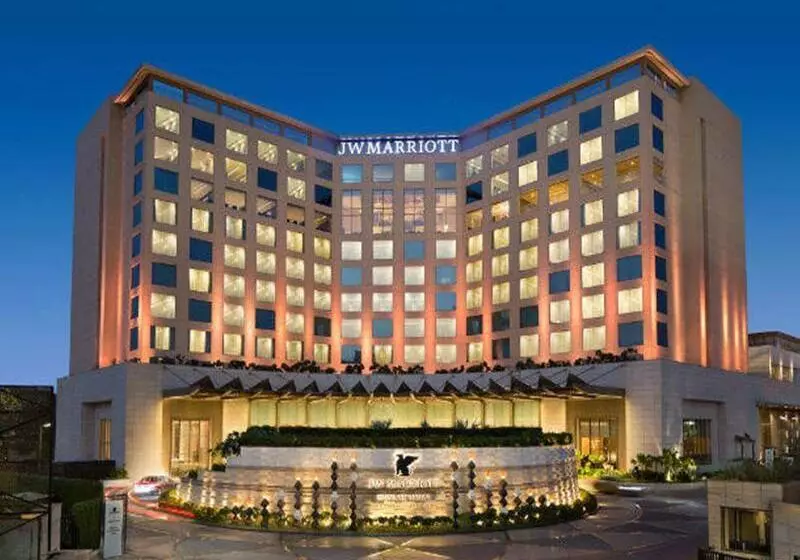 Jw Marriott Mumbai Sahar Airport