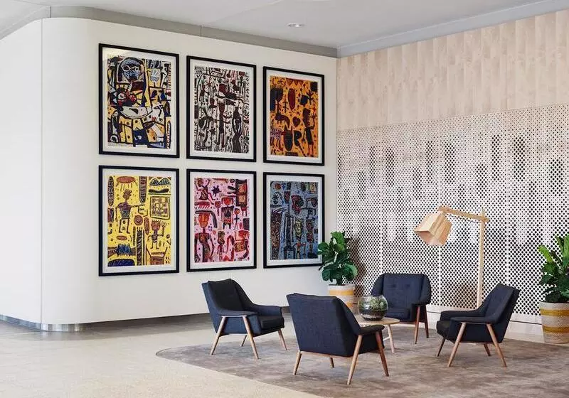 Art Series – The Larwill Studio