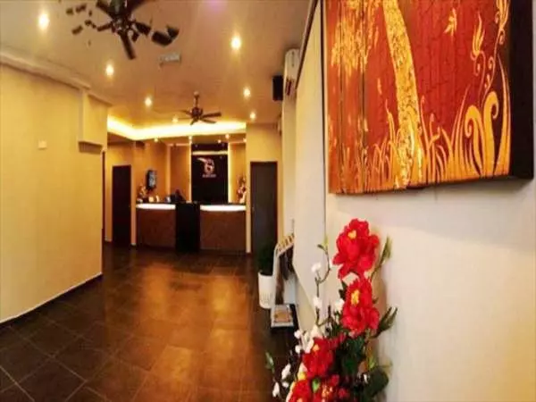 Fotos del hotel Golden Court   Tun Abdul Razak:  3