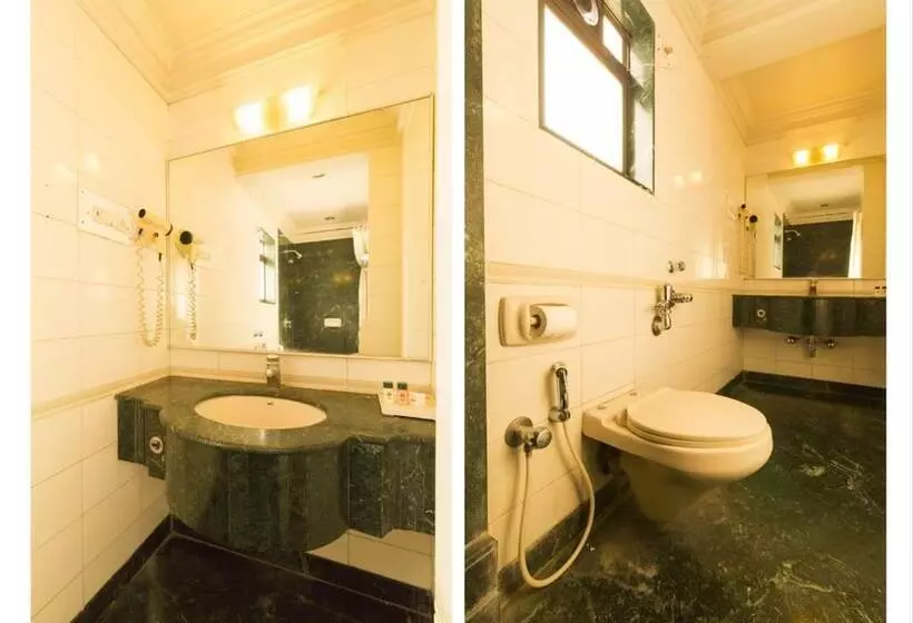 Fotos del hotel Srimaan:  6