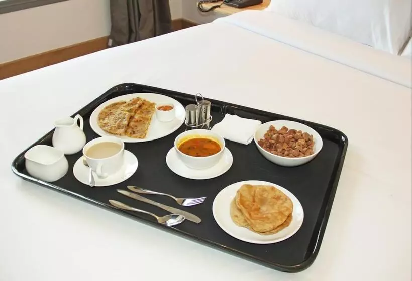 Fotos del hotel Srimaan:  4