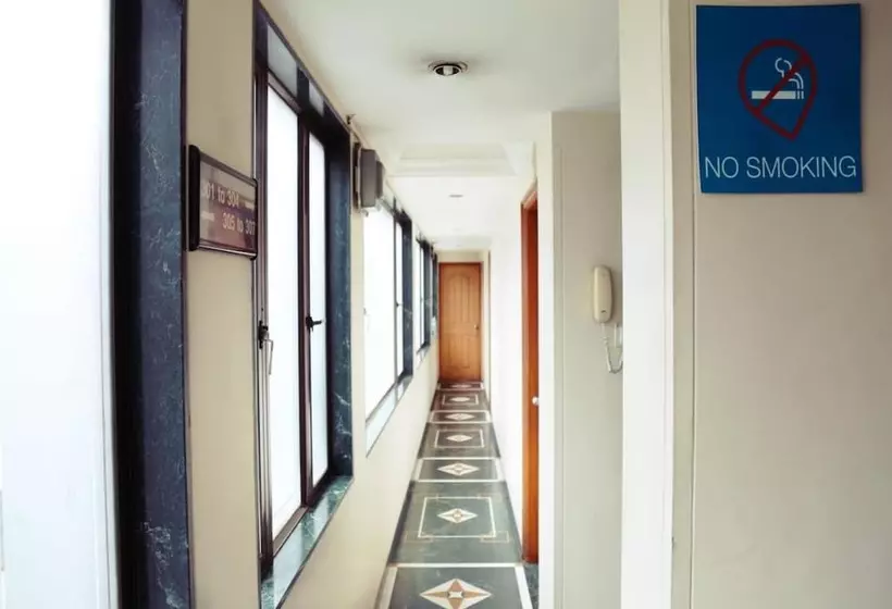 Fotos del hotel Srimaan:  9