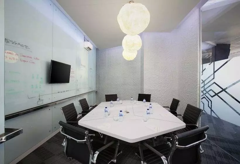 Fotos del hotel Berry Biz:  9