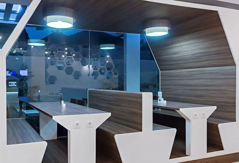 Fotos del hotel Berry Biz:  13