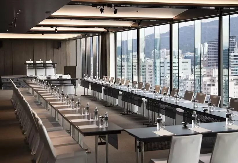 Fotos del hotel Eslite:  17