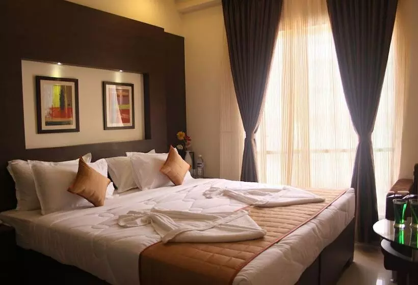 Fotos del hotel Pristine Residency:  7