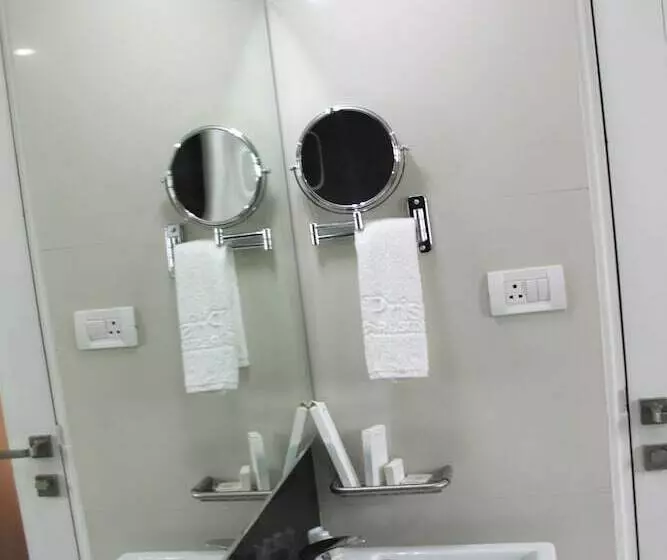 Fotos del hotel Pristine Residency:  5