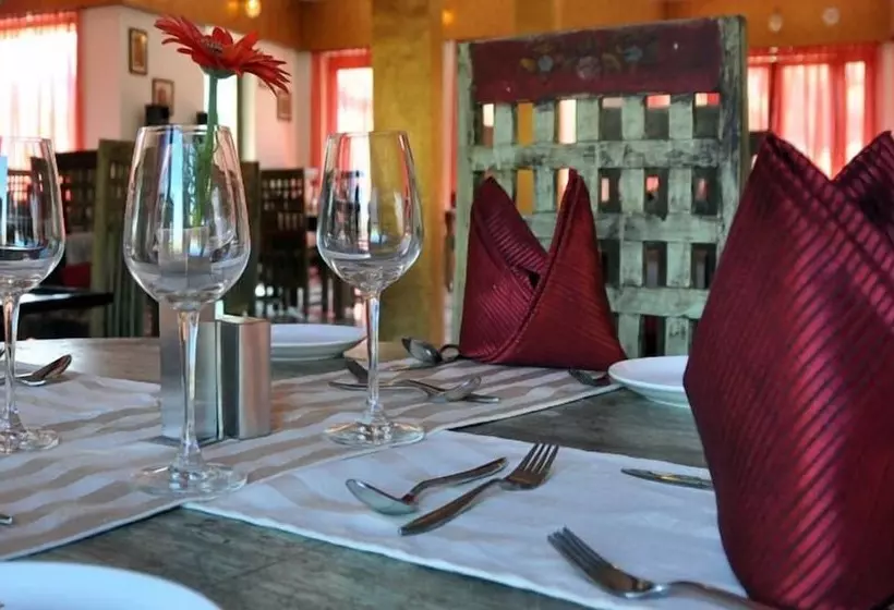 Fotos del hotel Aravali Silence Lakend Resorts & Adventures:  3