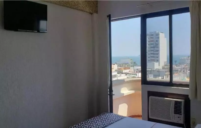 Fotos del hotel Candilejas Playa:  6