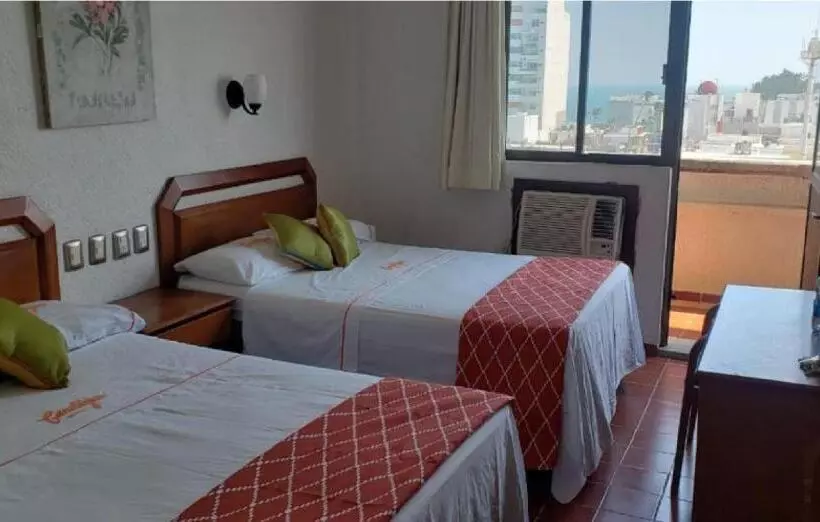 Fotos del hotel Candilejas Playa:  20