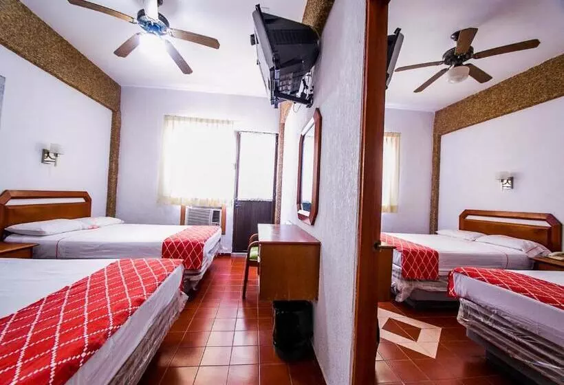 Fotos del hotel Candilejas Playa:  23