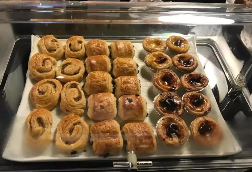 Fotos del hotel Emaj Guimarães Boutique:  4